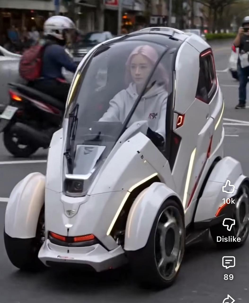 HerX Pod single-seat enclosed micro EV concept